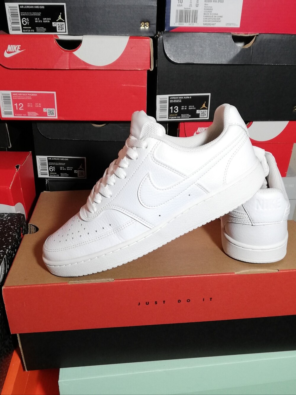 NIKE COURT VISION WOMEN US SIZE 8 GREAT COND